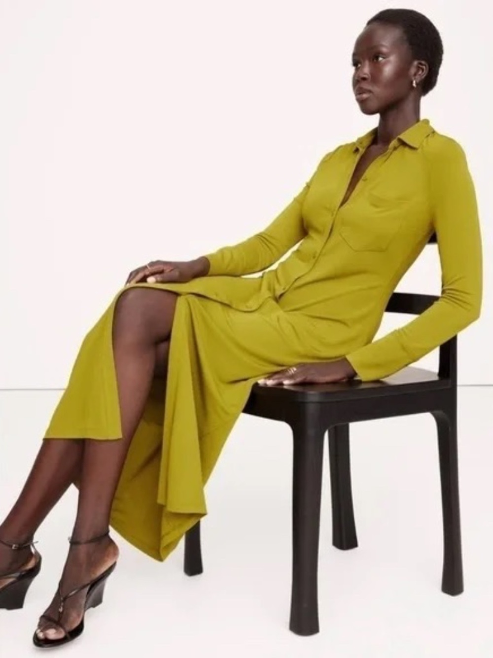 BANANA REPUBLIC PARRIOT GREEN JERSEY KNIT MIDI DRESS